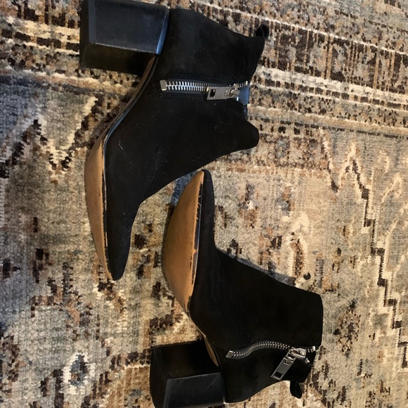 Dolce Vita booties - Picture 3 of 6